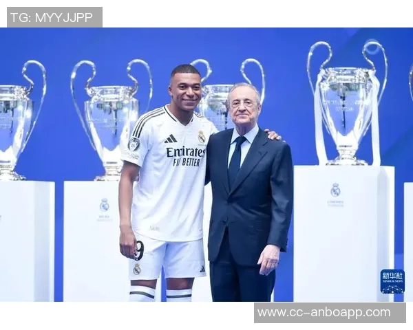 姆巴佩荣获欧洲金靴奖皇马主席弗洛伦蒂诺发来祝贺与自豪之情