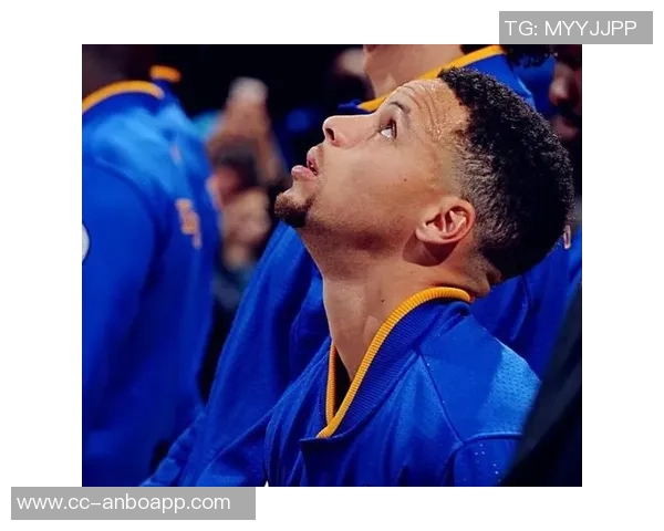 库里赞罗林斯无畏表现感到高兴但又有些不满的复杂心情